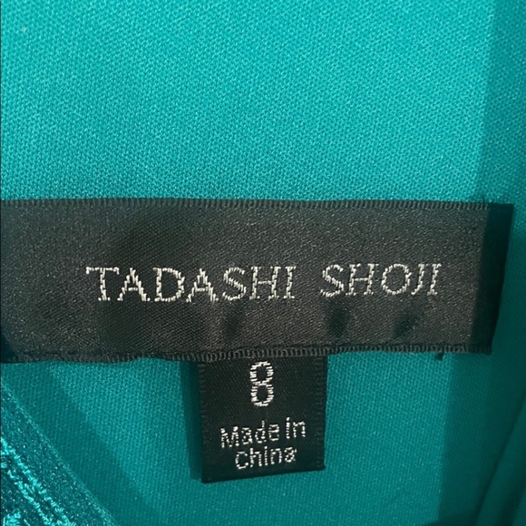 ESHA EMBROIDERED WAIST BOW GOWN Tadashi Shoji - Picture 4 of 5